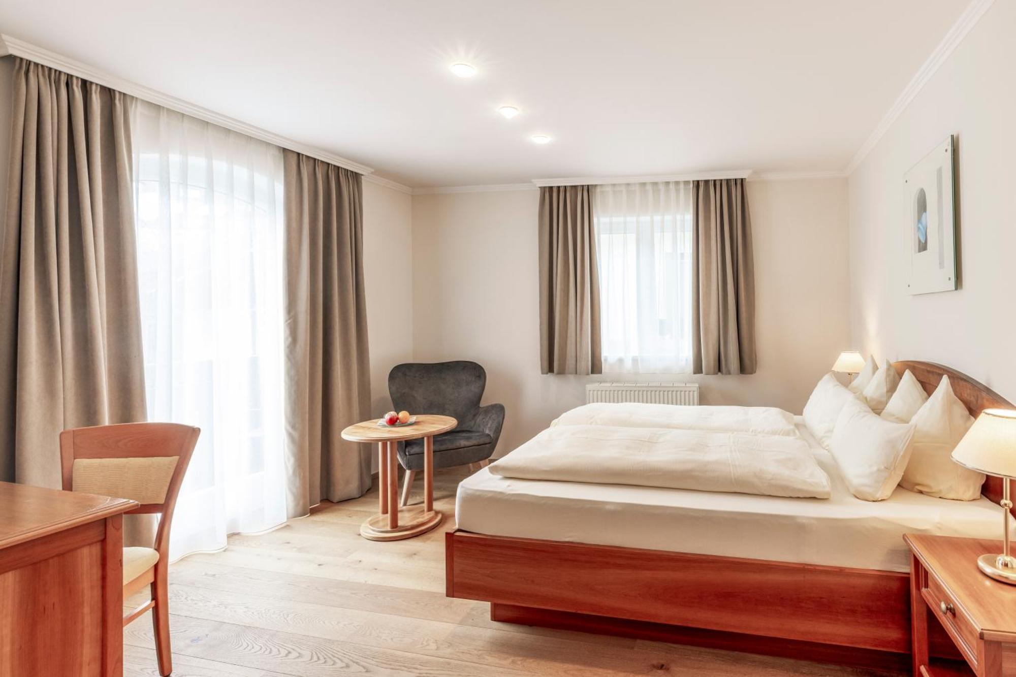Hotel Weisser Hirsch Sankt Wolfgang im Salzkammergut Экстерьер фото